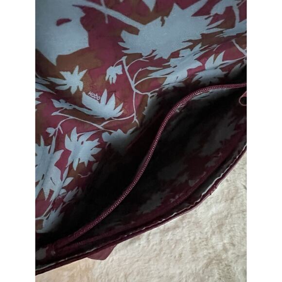 HOBO Daria Womens leather crossbody shoulder bag purse Winter Berry Color - Picture 8 of 14